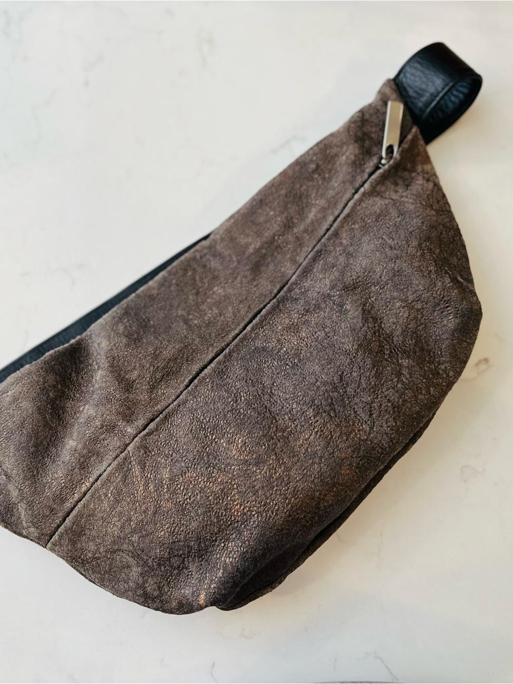 BNNU Rough & Tumble gallery sling in “Saturn” leather